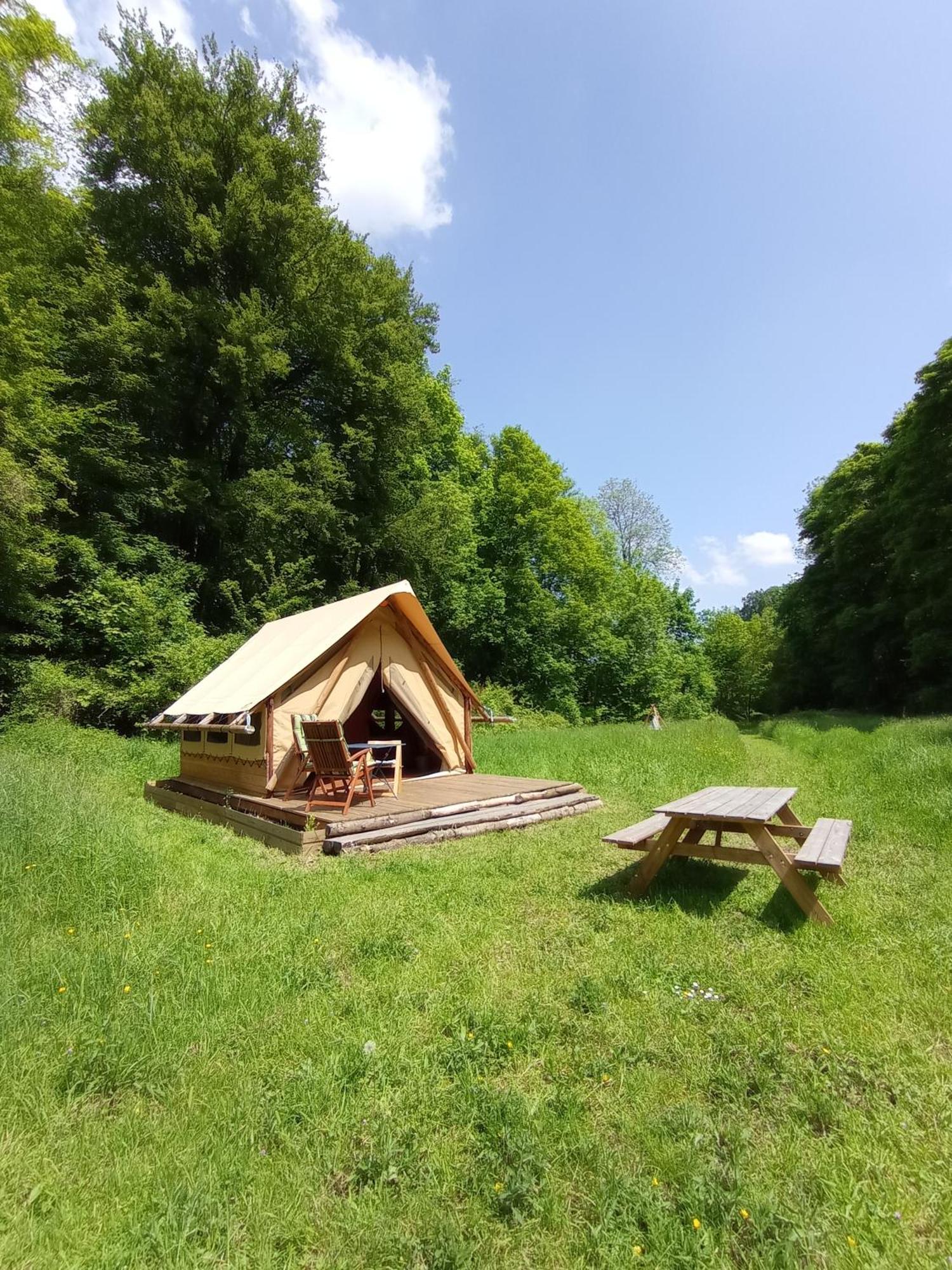 Vila Chez Tombivouac Pierrefonds Exteriér fotografie